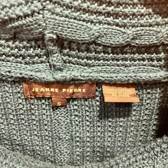 Jeanne Pierre sweater - Picture 3 of 3